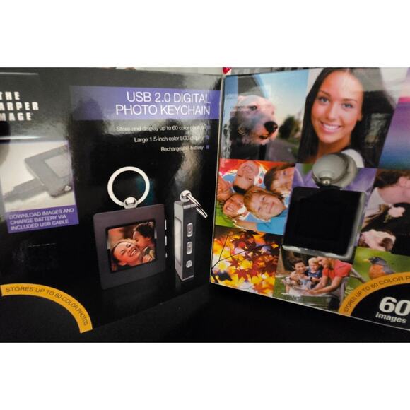 The Sharper Image Digital Photo Album with Keychain USB 2.0 Rechargeable NIB - Picture 6 of 6